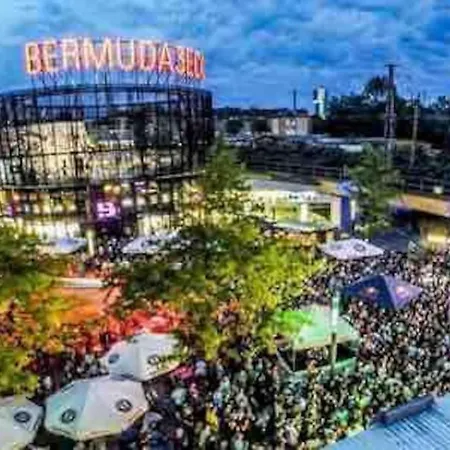 Suburban Jungle Appartement