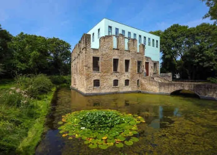 Suburban Jungle Apartamento